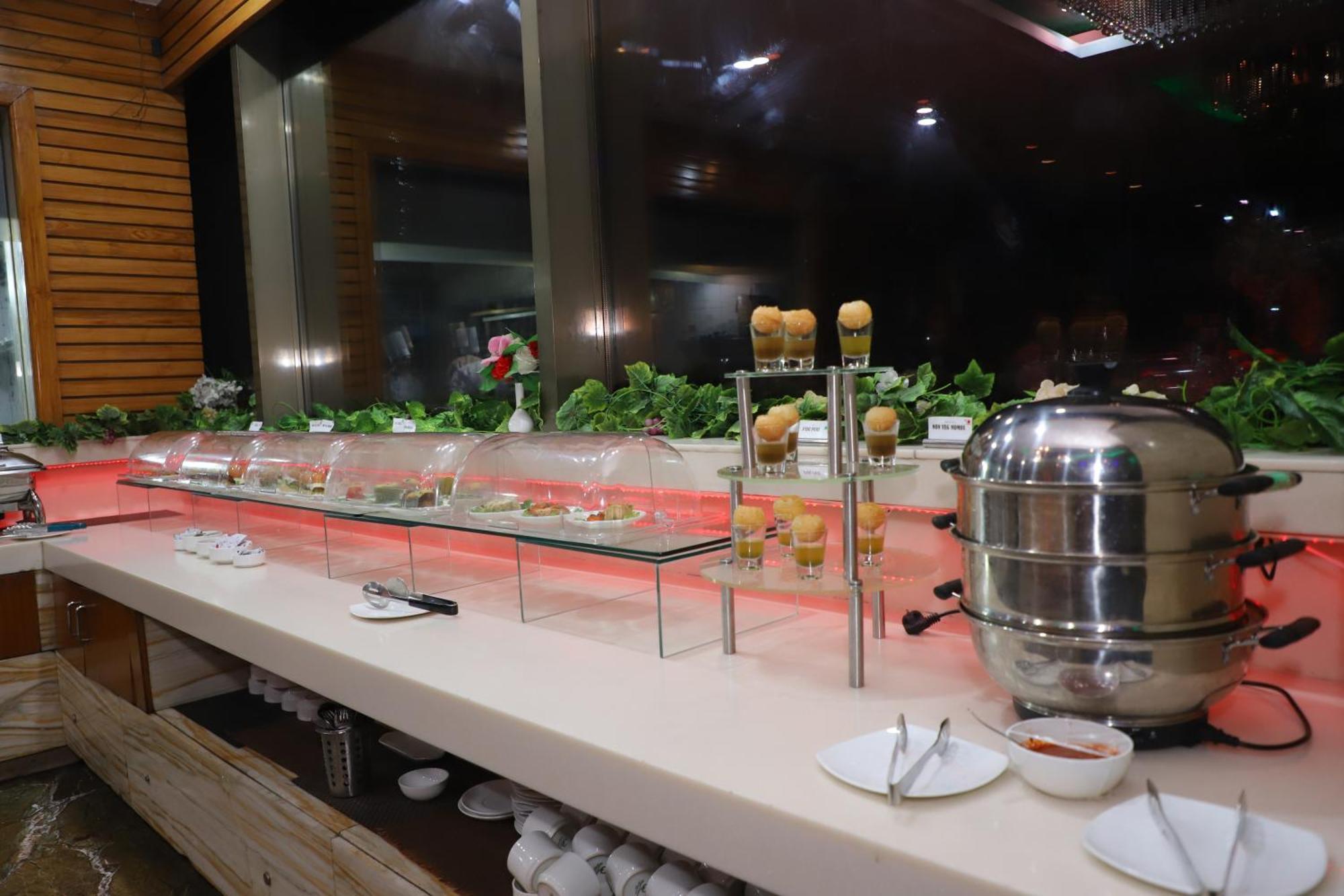 Skycity Hotel Γκουργκάον Εξωτερικό φωτογραφία
